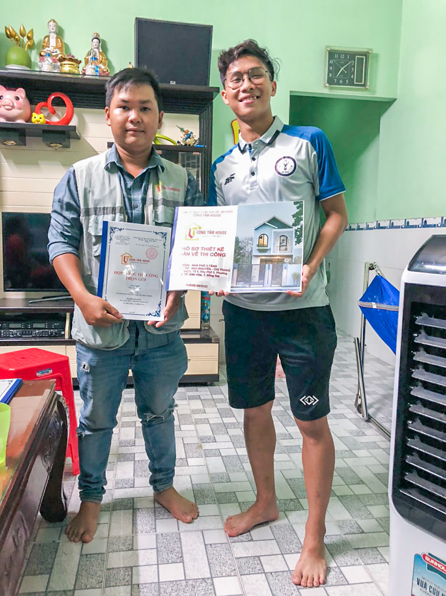 nhà mái thái 2 tầng 